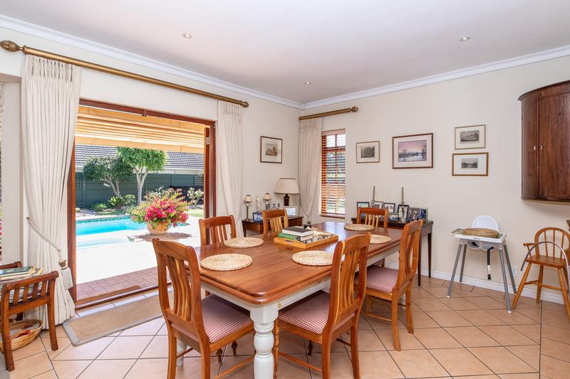 5 Bedroom Property for Sale in Tokai Western Cape